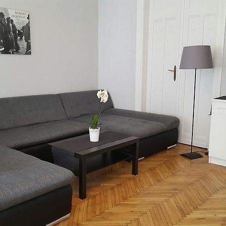 Hello Tourist Flat Apartment Budapesta Exterior foto